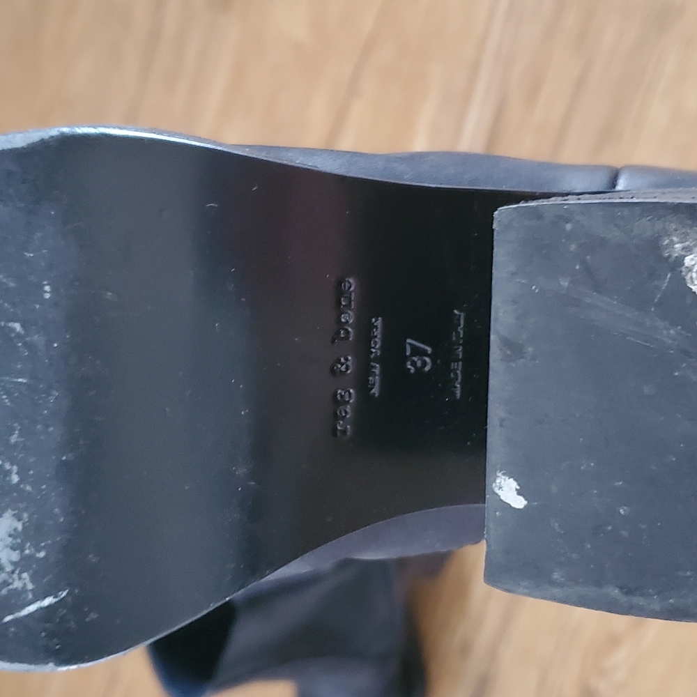 Boots - Picture 5 of 5